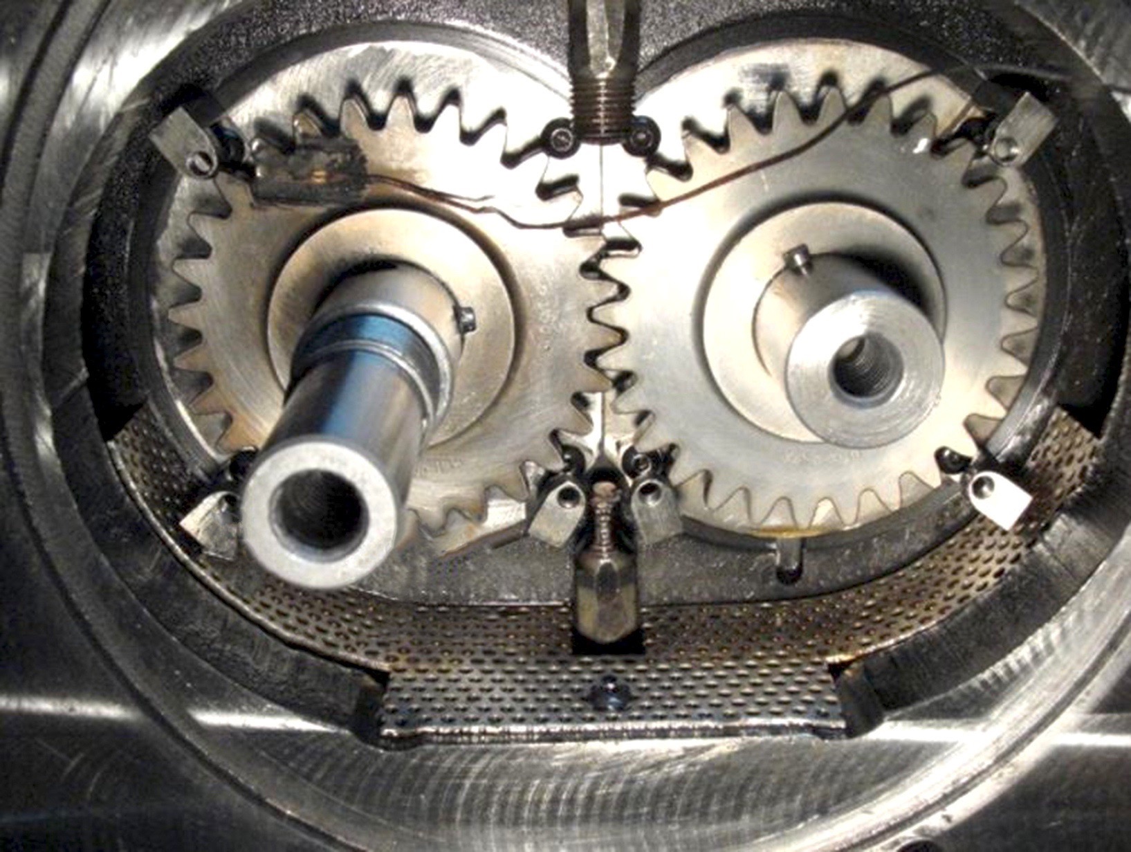 Gear Tooth Friction Impacted by Surface Condition & Lubricant